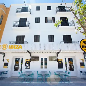 Hotel Ryans La Marina Ibiza
